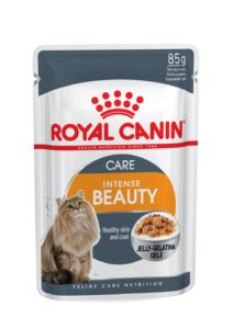 Intense beauty care in jelly pouch cat food